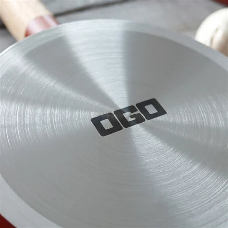 Poêle Ector Induction Aluminium Revêtu Manche En Bois 24 Cm Rouge 6 Poêle Ector Induction Aluminium Revêtu Manche En Bois 24 Cm Rouge – Image 4