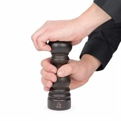 Peugeot Moulin à Sel Paris 18 Cm Marron -de Buyer Soldes Magasin 20112 2 1 Moulin a sel Paris 18 cm marron Peugeot