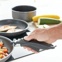 Set 2 Poêles Et 2 Casseroles Anti-adhésives Délice Et Manche Amovible 9 Set 2 Poêles Et 2 Casseroles Anti-adhésives Délice Et Manche Amovible -de Buyer Soldes Magasin 20215 2 3 Set 2 poeles et 2 casseroles anti adhesives Delice et manche amovible Mathon