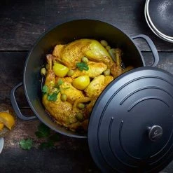 Cocotte Légère Ronde En Fonte D'aluminium 28 Cm 6,7 L Coloris Noir 8 Cocotte Légère Ronde En Fonte D'aluminium 28 Cm 6,7 L Coloris Noir -de Buyer Soldes Magasin 203001 1 9 Cocotte legere ronde en fonte d aluminium 28 cm 6 7 L coloris noir Mathon