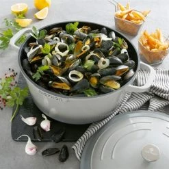 Cocotte Légère Ronde En Fonte D'aluminium 28 Cm 6,7 L Coloris Gris -de Buyer Soldes Magasin 203005 3 4 Cocotte legere ronde en fonte d aluminium 28 cm 6 7 L coloris gris Mathon