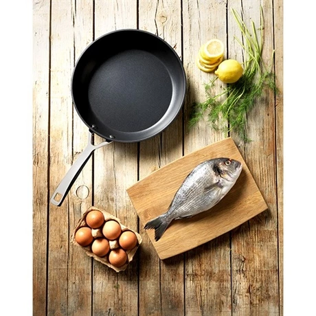 Le Creuset Poêle 30 Cm Les Forgées 5 Le Creuset Poêle 30 Cm Les Forgées – Image 3