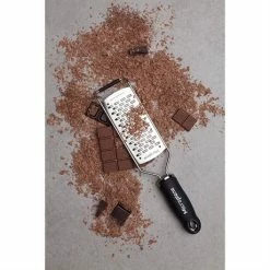 Microplane Râpe à Fromage Double Tranchant Gourmet Noir -de Buyer Soldes Magasin 478013 2 1 Rape a fromage double tranchant Gourmet noir Microplane