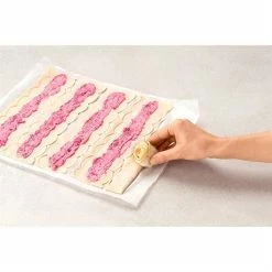 Roulette à Gâteaux Forme Rose 9 Roulette à Gâteaux Forme Rose -de Buyer Soldes Magasin 653407 3 6 Roulette a gateaux forme rose Betty Bossi