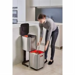 Joseph Joseph Poubelle Totem Acier Inoxydable 40 L - 2 Compartiments 20 L -de Buyer Soldes Magasin 678000 2 4 Poubelle Totem acier inoxydable 40 L 2 compartiments 20 L Joseph Joseph