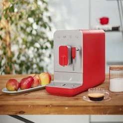 Smeg Machine à Café Avec Broyeur Et Buse Vapeur 1350 W BCC02RDMEU Rouge 8 Smeg Machine à Café Avec Broyeur Et Buse Vapeur 1350 W BCC02RDMEU Rouge -de Buyer Soldes Magasin 700071 2 1 Machine a cafe avec broyeur et buse vapeur 1350 W BCC02RDMEU rouge Smeg