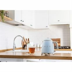 Smeg Mini Bouilloire 0,8 L 1400 W KLF05PBEU Bleu Azur -de Buyer Soldes Magasin 702031 4 4 Mini bouilloire 0 8 L 1400 W KLF05PBEU bleu azur Smeg