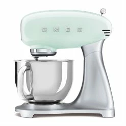 Smeg Robot Sur Socle Vert D'eau 800 W SMF02PGEU
