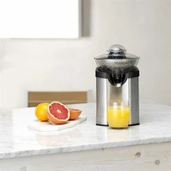 Cuisinart Presse-Agrumes électrique Centrifugeuse 100 W CCJ210E -de Buyer Soldes Magasin 78079 1 2 Presse Agrumes electrique centrifugeuse 100 W CCJ210E Cuisinart